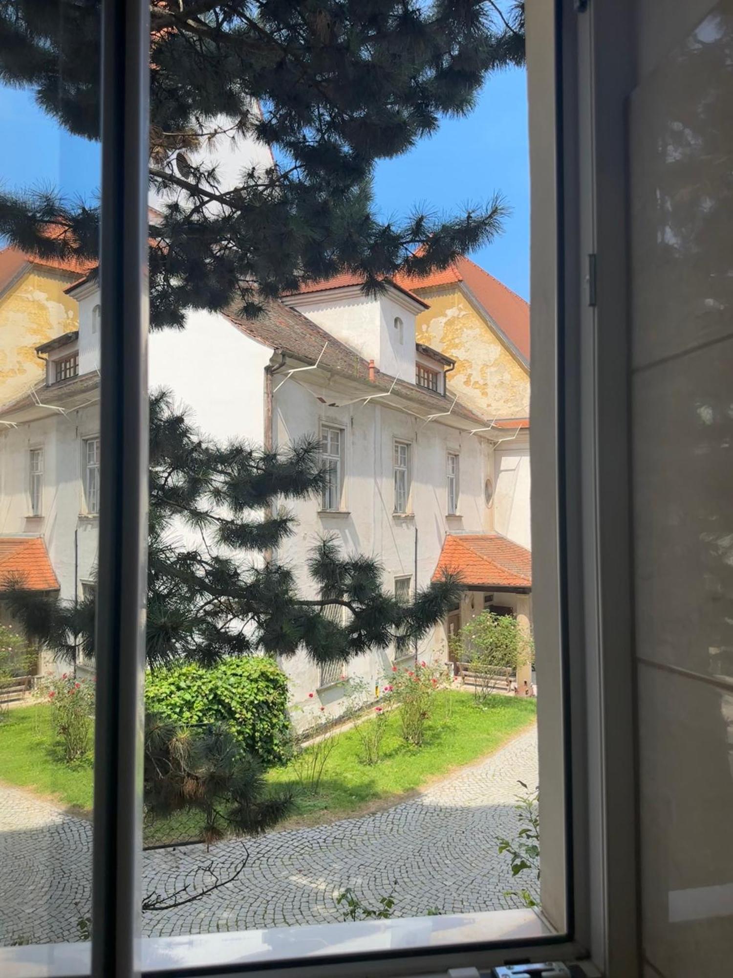 Comfort Apartment Brno-City Center מראה חיצוני תמונה